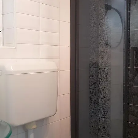Family Friendly Apartments With A Swimming Pool Lovran, Opatija - 14178 Room photo