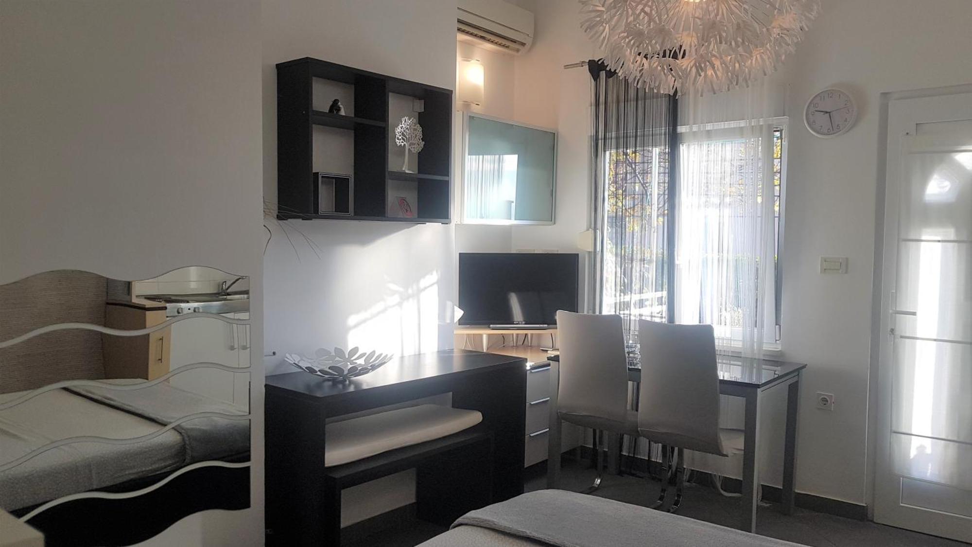 Apartment Family Friendly With A Swimming Pool Lovran, Opatija - 14178 Lovran